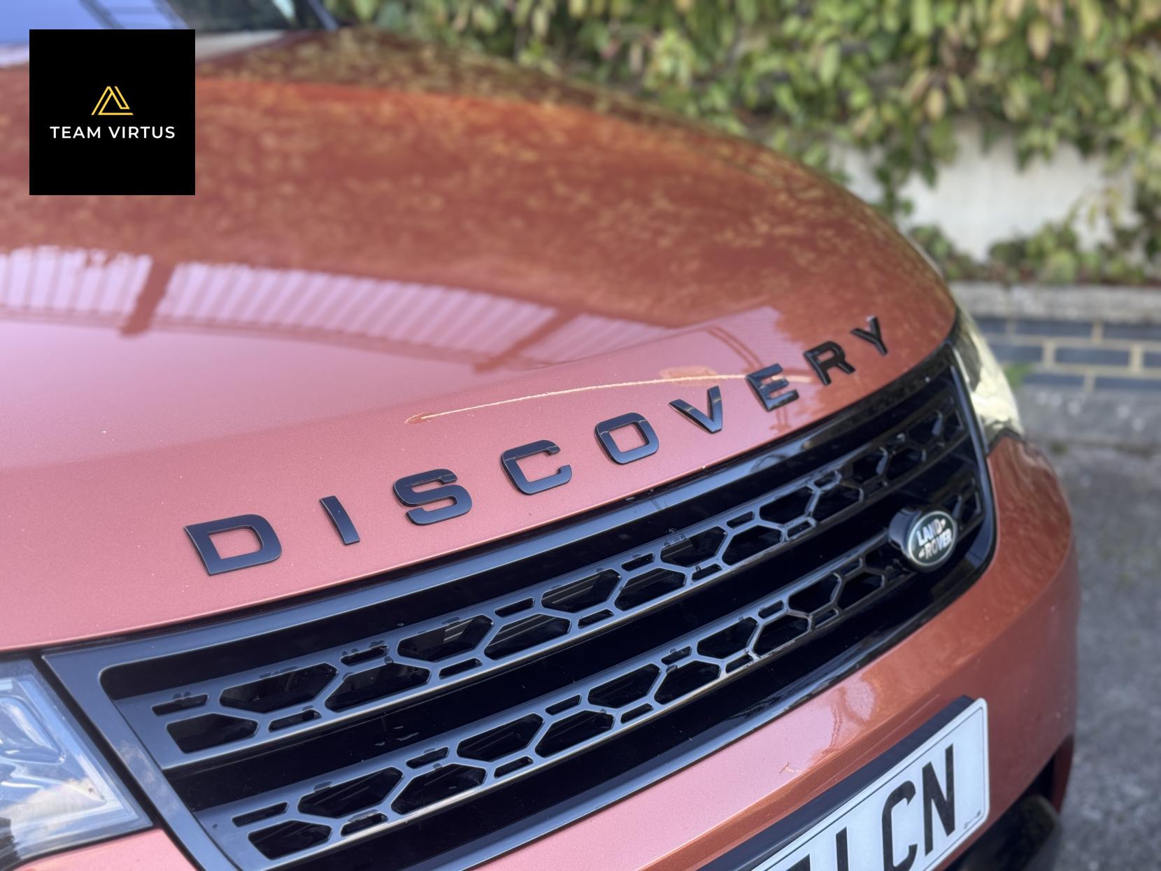 Land Rover Discovery 3.0 TD V6 First Edition SUV 5dr Diesel Auto 4WD Euro 6 (s/s) (258 ps)