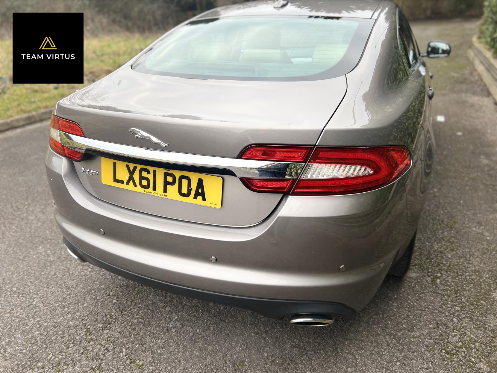 Jaguar XF 3.0d V6 Luxury Saloon 4dr Diesel Auto Euro 5 (240 ps)