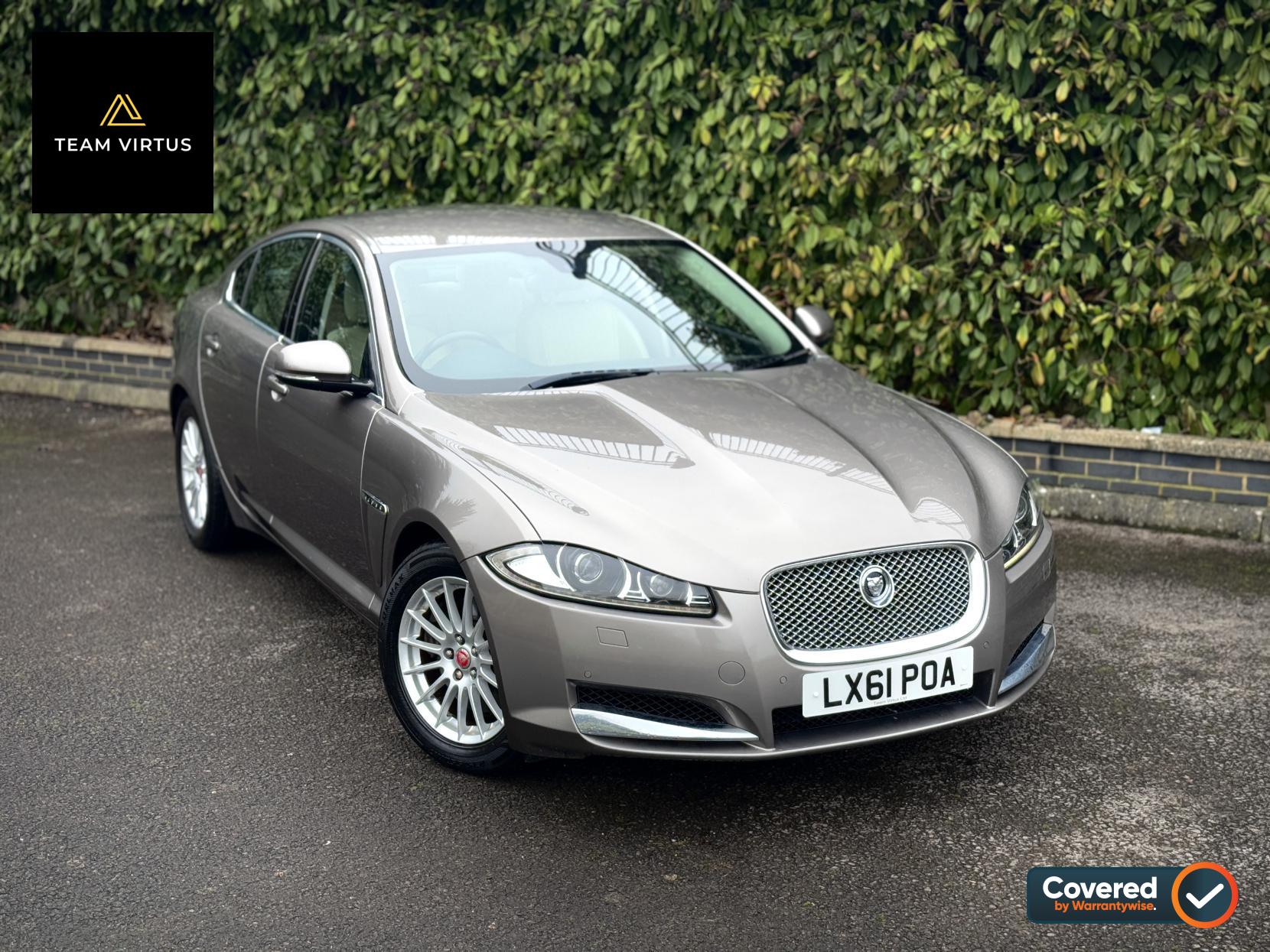 Jaguar XF 3.0d V6 Luxury Saloon 4dr Diesel Auto Euro 5 (240 ps)