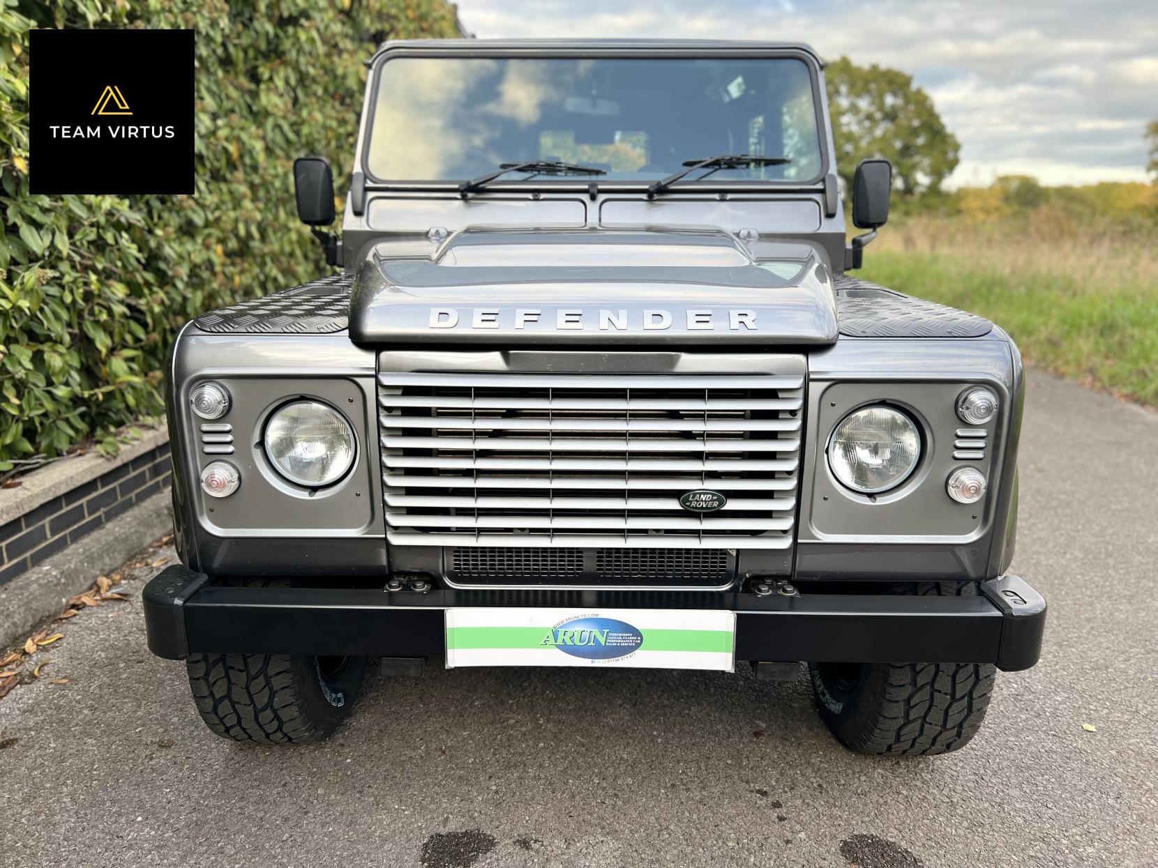 Land Rover Defender 110 2.2 TDCi County SUV Double Cab 5dr Diesel Manual 4WD MWB Euro 5 (122 ps)