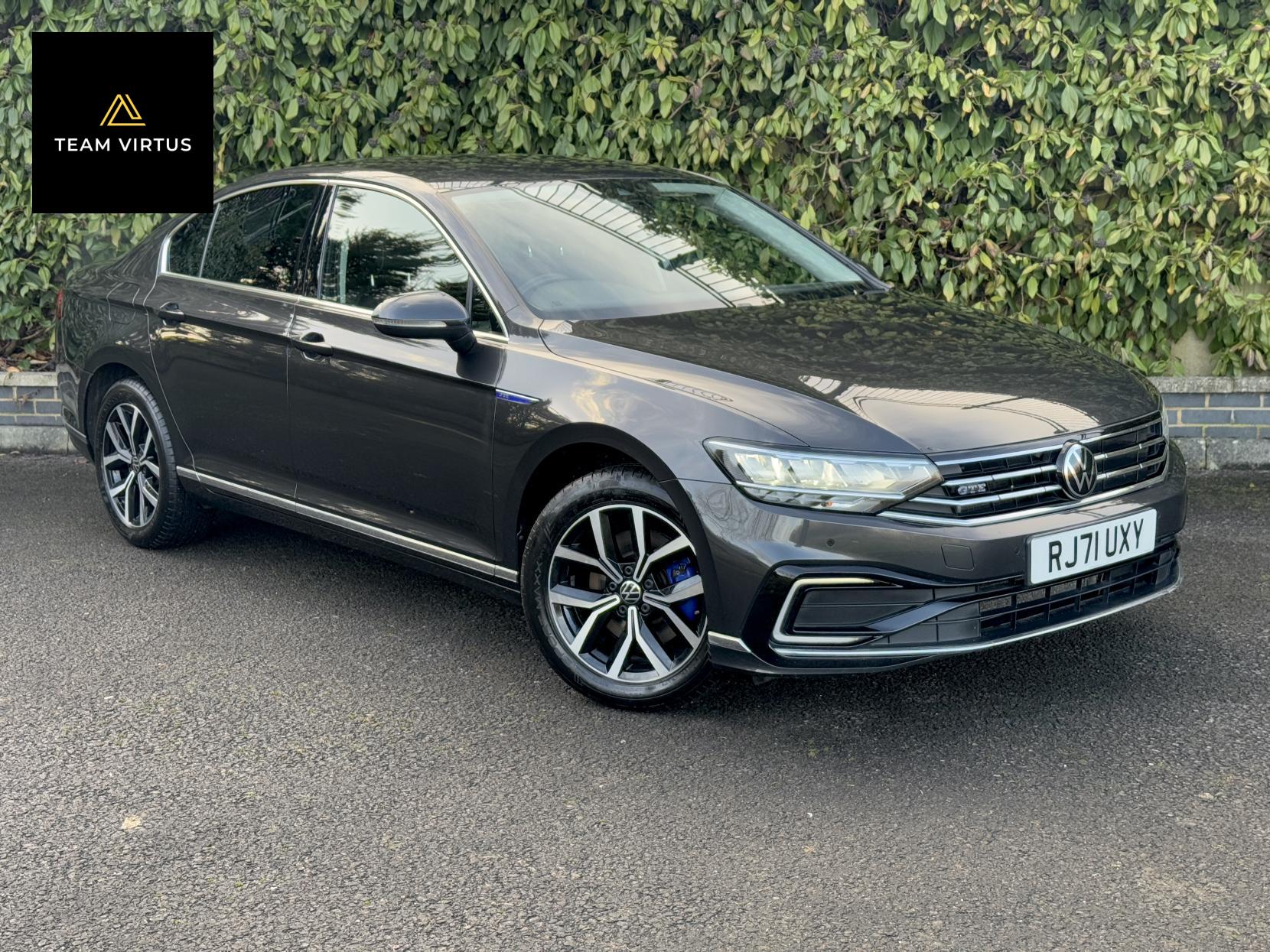 Volkswagen Passat 1.4 TSI 13kWh GTE Saloon 4dr Petrol Plug-in Hybrid DSG Euro 6 (s/s) (218 ps)