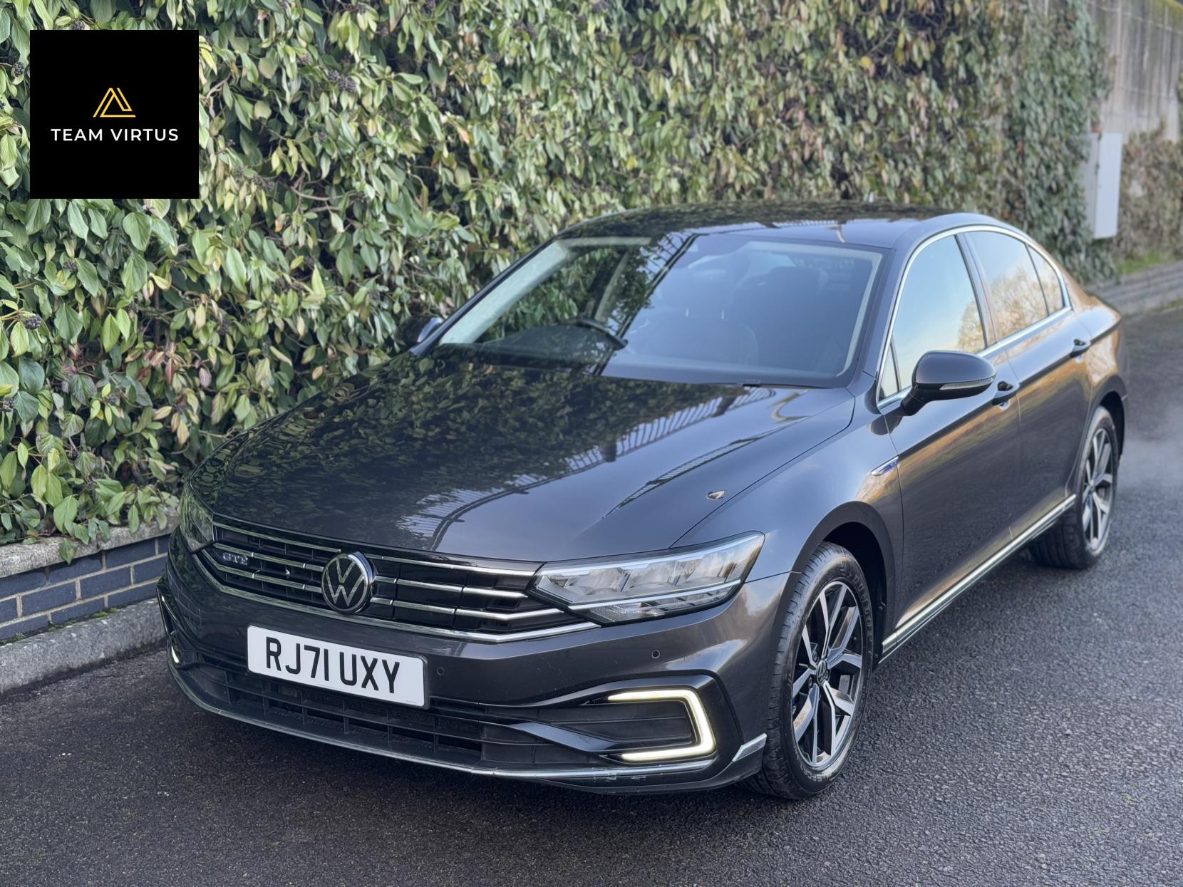 Volkswagen Passat 1.4 TSI 13kWh GTE Saloon 4dr Petrol Plug-in Hybrid DSG Euro 6 (s/s) (218 ps)