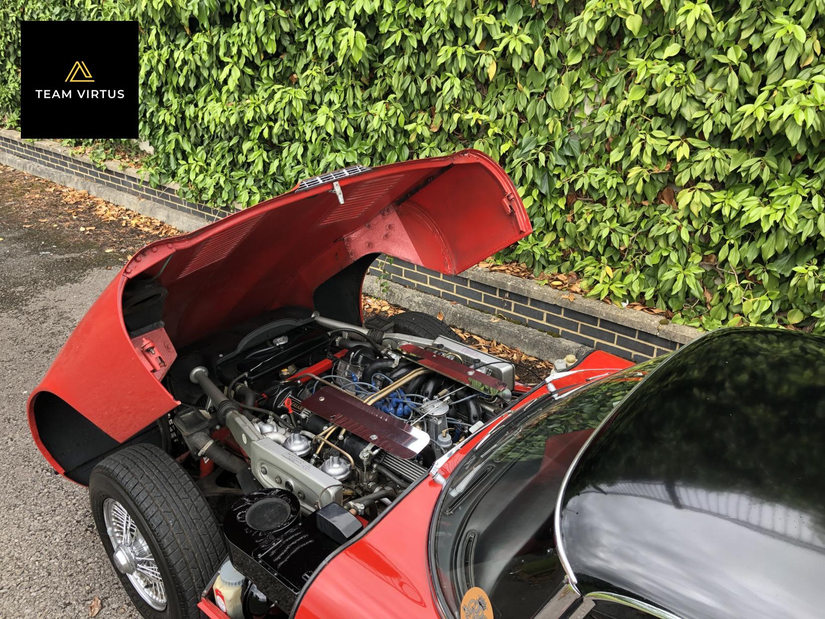 Jaguar E-Type Convertible 