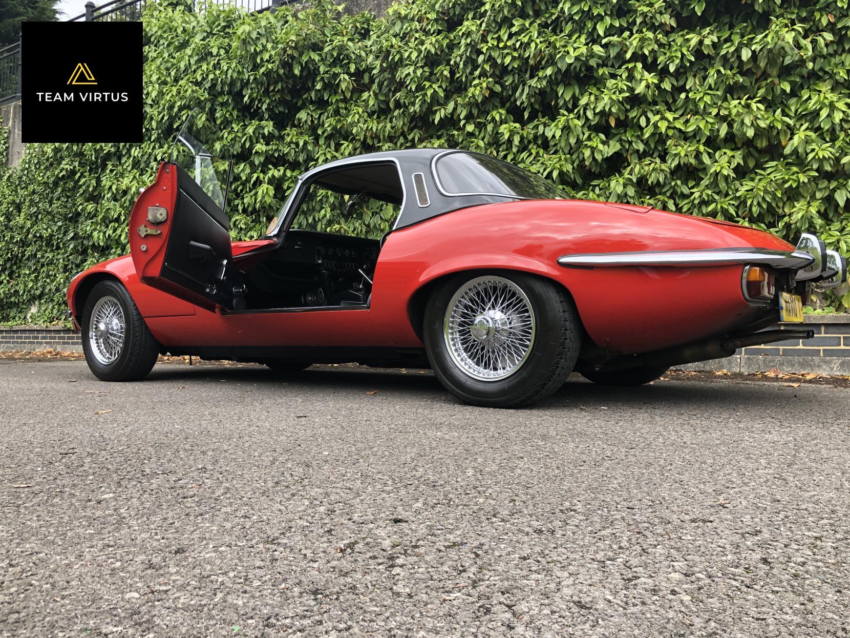 Jaguar E-Type Convertible 