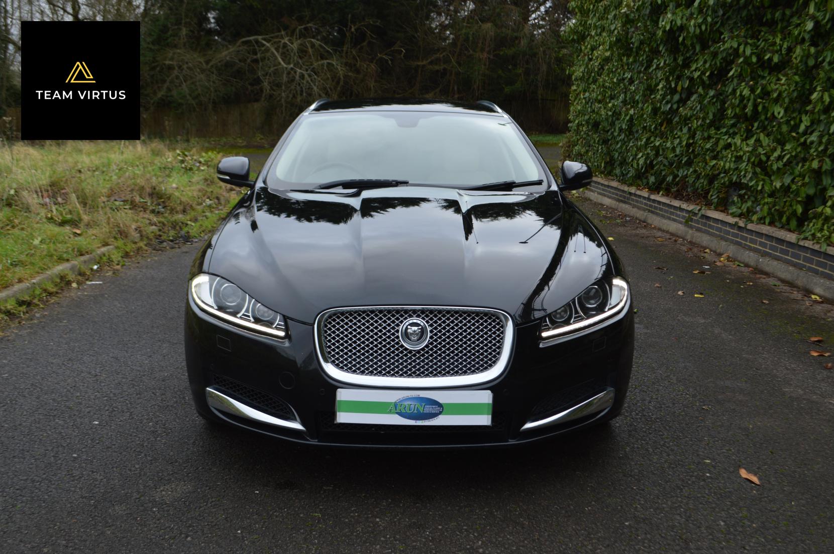 Jaguar XF 3.0d V6 Premium Luxury Sportbrake 5dr Diesel Auto Euro 5 (s/s) (240 ps)