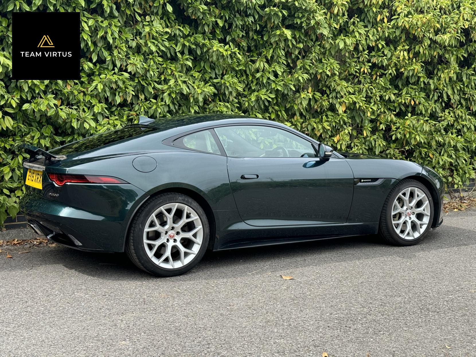 Jaguar F-Type 2.0i GPF R-Dynamic Coupe 2dr Petrol Auto Euro 6 (s/s) (300 ps)