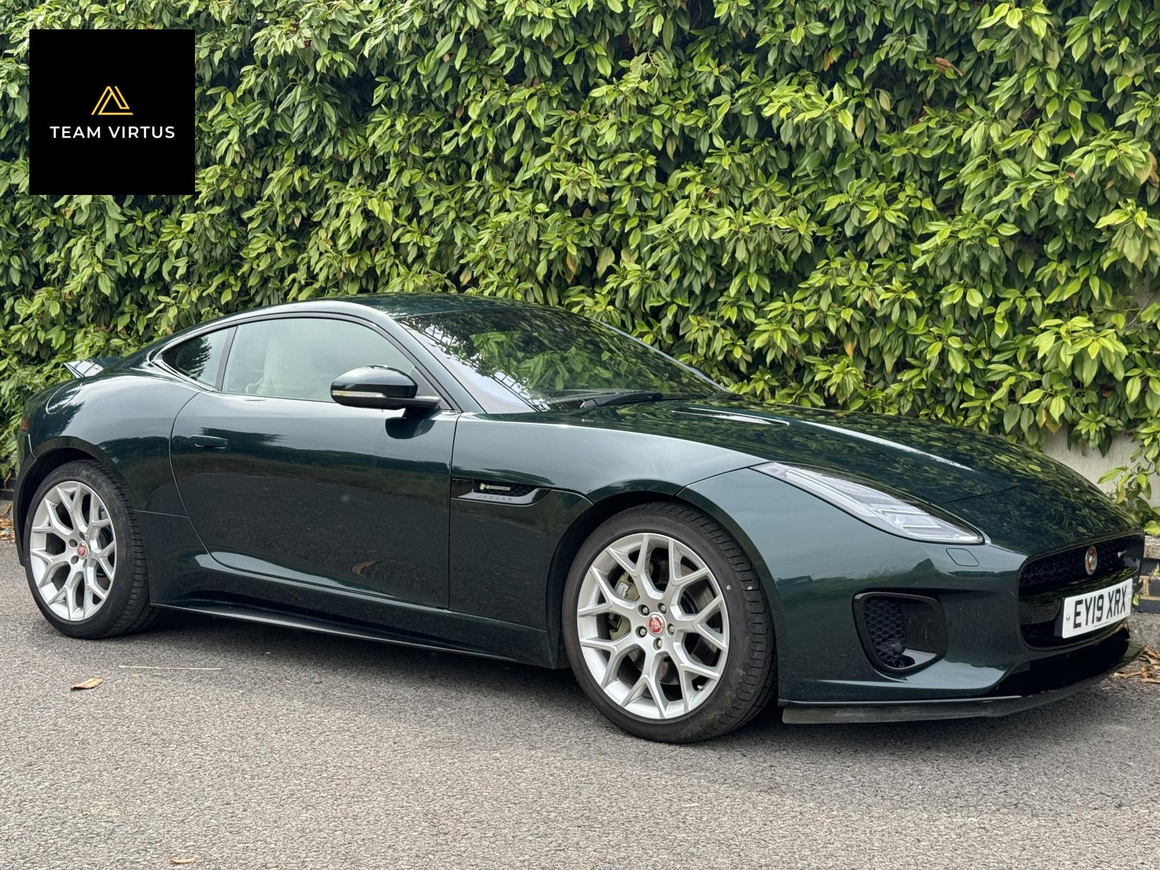 Jaguar F-Type 2.0i GPF R-Dynamic Coupe 2dr Petrol Auto Euro 6 (s/s) (300 ps)