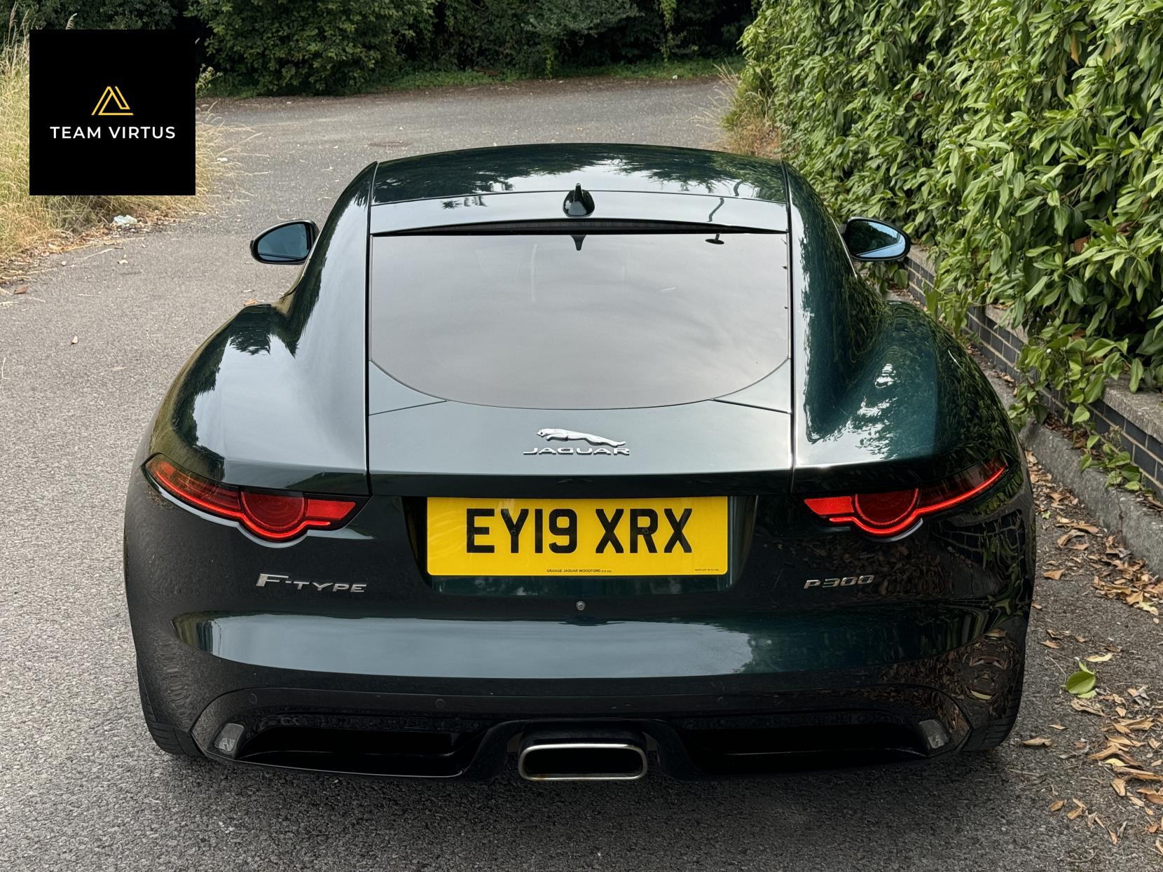 Jaguar F-Type 2.0i GPF R-Dynamic Coupe 2dr Petrol Auto Euro 6 (s/s) (300 ps)