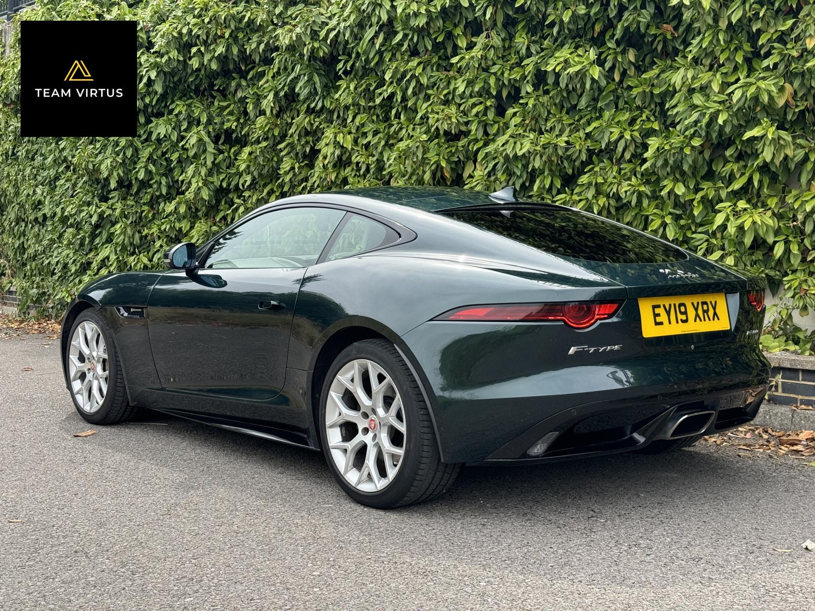 Jaguar F-Type 2.0i GPF R-Dynamic Coupe 2dr Petrol Auto Euro 6 (s/s) (300 ps)