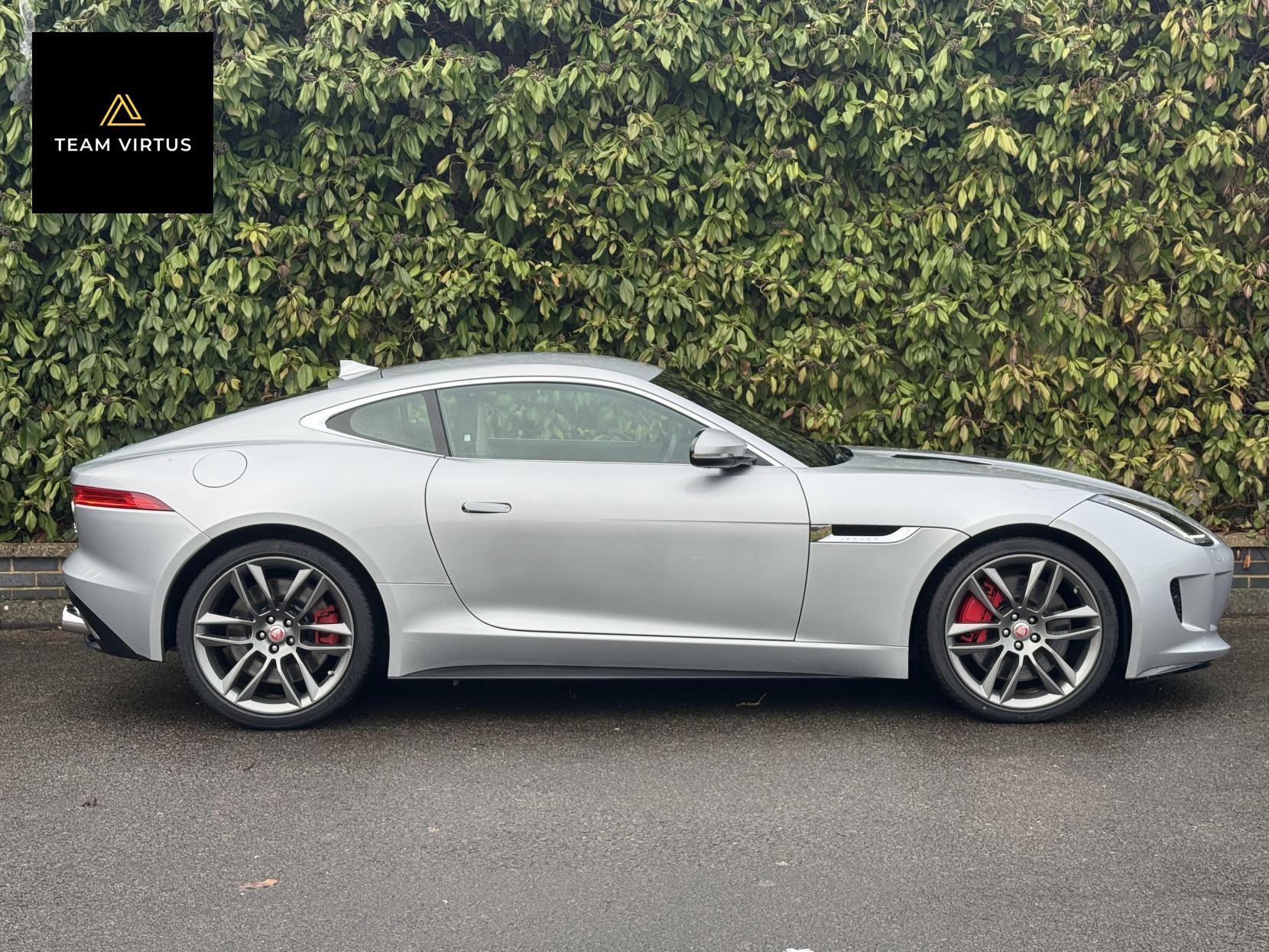 Jaguar F-Type 5.0 V8 R Coupe 2dr Petrol Auto Euro 5 (s/s) (550 ps)