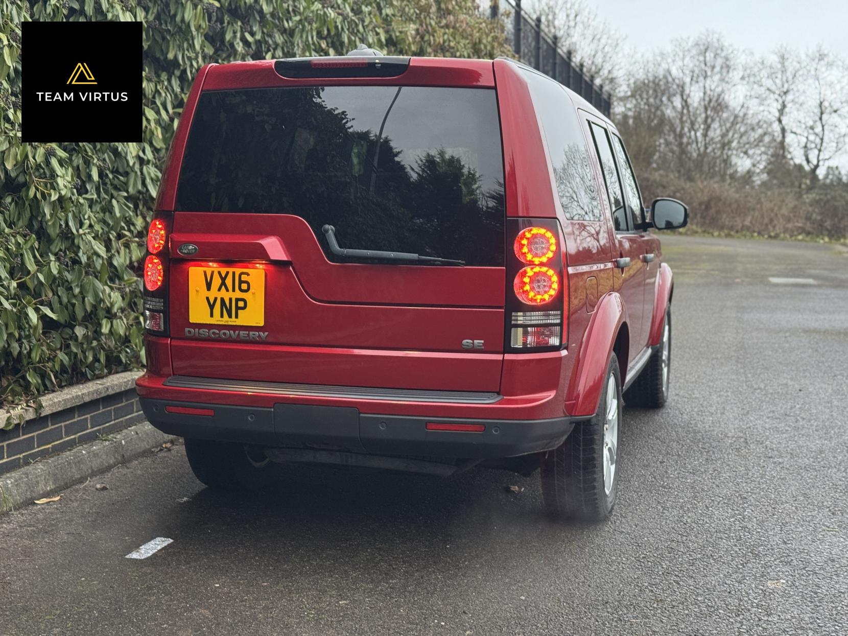 Land Rover Discovery 4 3.0 SD V6 SE Tech SUV 5dr Diesel Auto 4WD Euro 6 (s/s) (256 bhp)