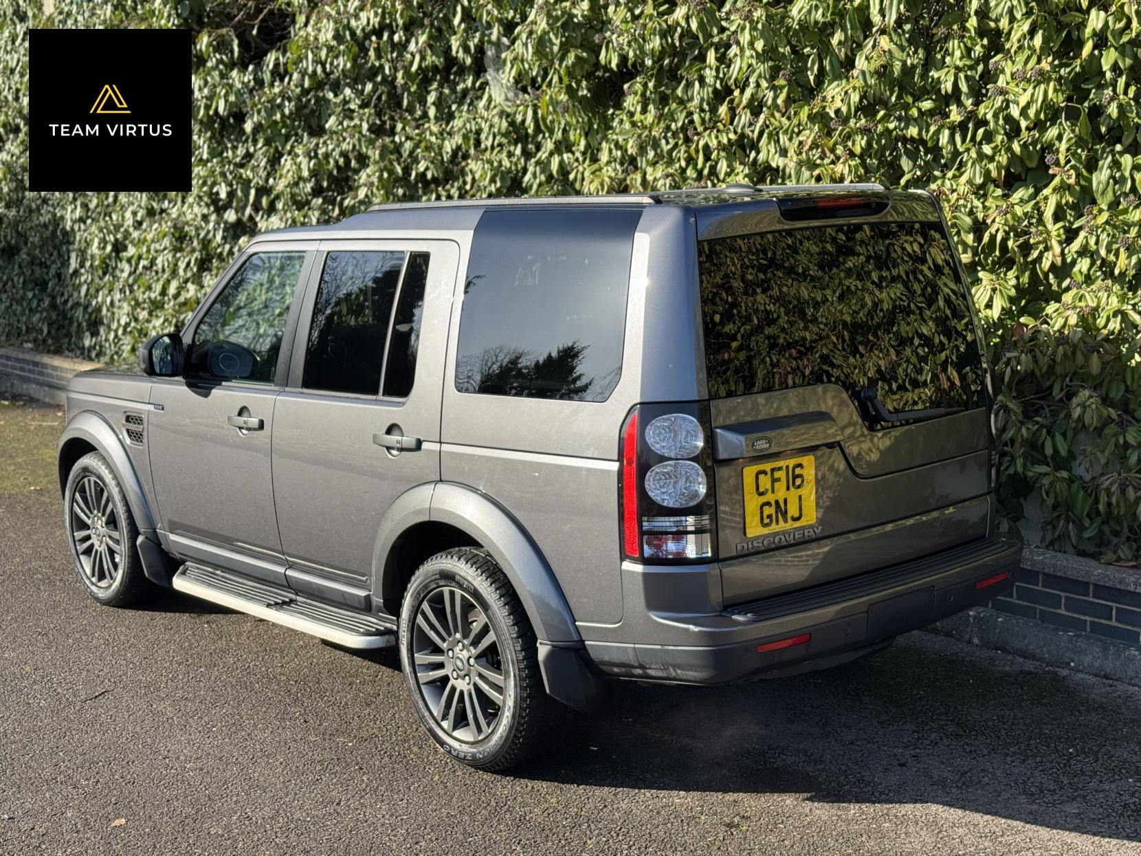 Land Rover Discovery 4 3.0 SD V6 Graphite SUV 5dr Diesel Auto 4WD Euro 6 (s/s) (256 bhp)