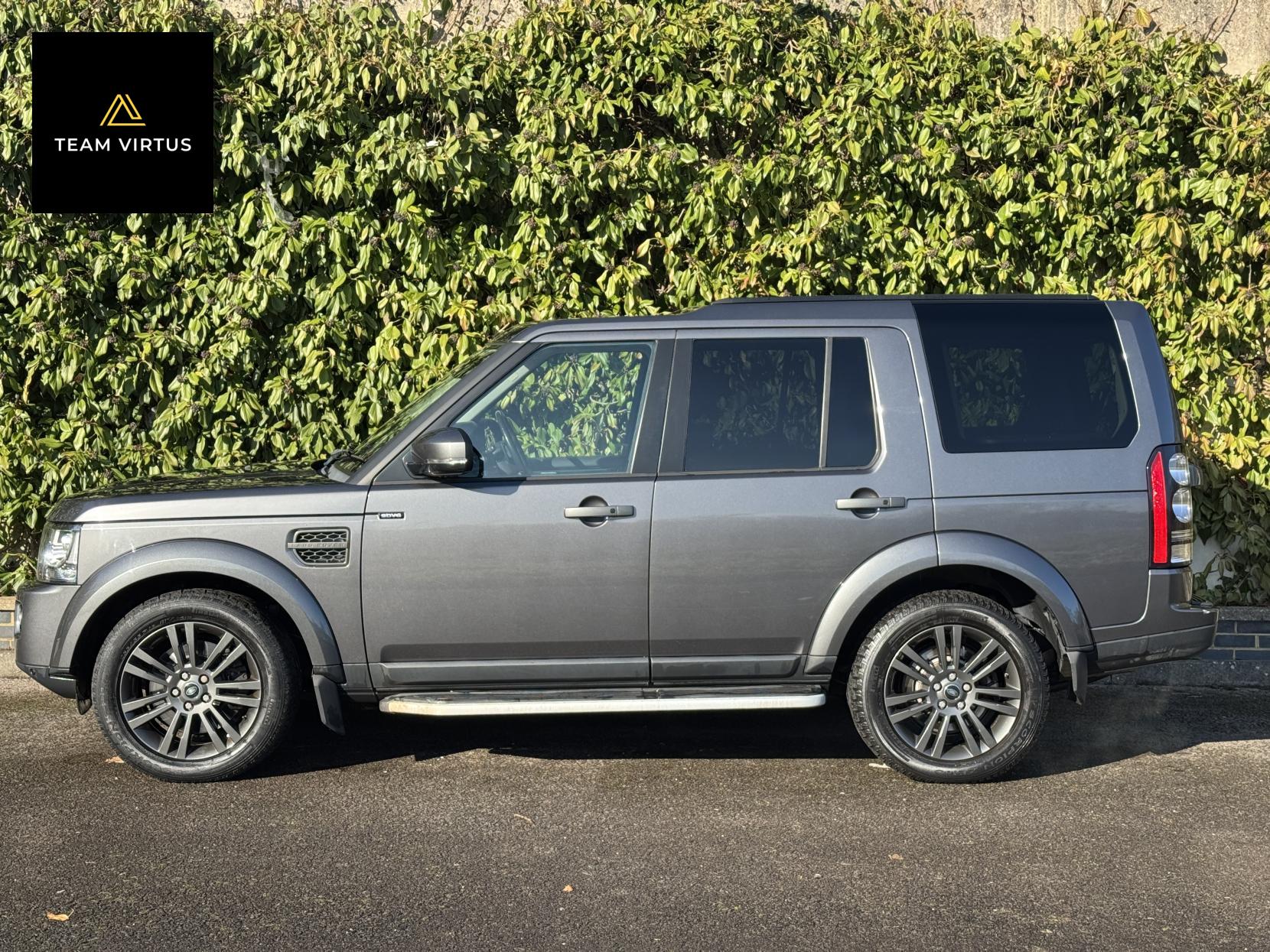 Land Rover Discovery 4 3.0 SD V6 Graphite SUV 5dr Diesel Auto 4WD Euro 6 (s/s) (256 bhp)