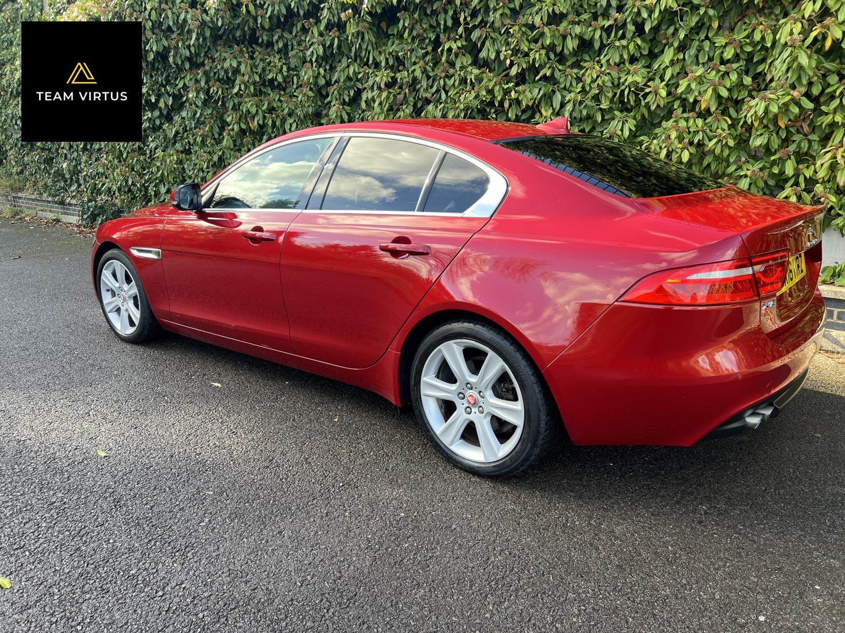 Jaguar XE 2.0d Portfolio Saloon 4dr Diesel Auto Euro 6 (s/s) (180 ps)