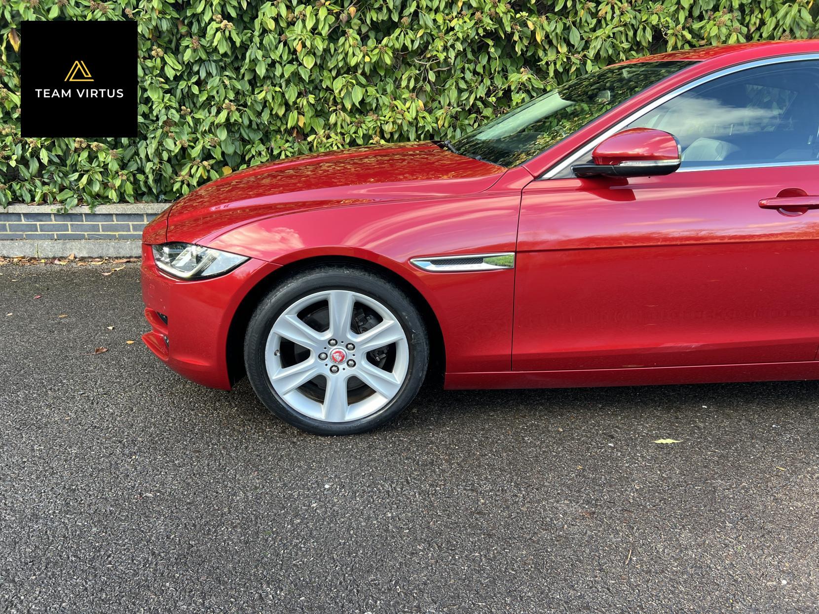 Jaguar XE 2.0d Portfolio Saloon 4dr Diesel Auto Euro 6 (s/s) (180 ps)