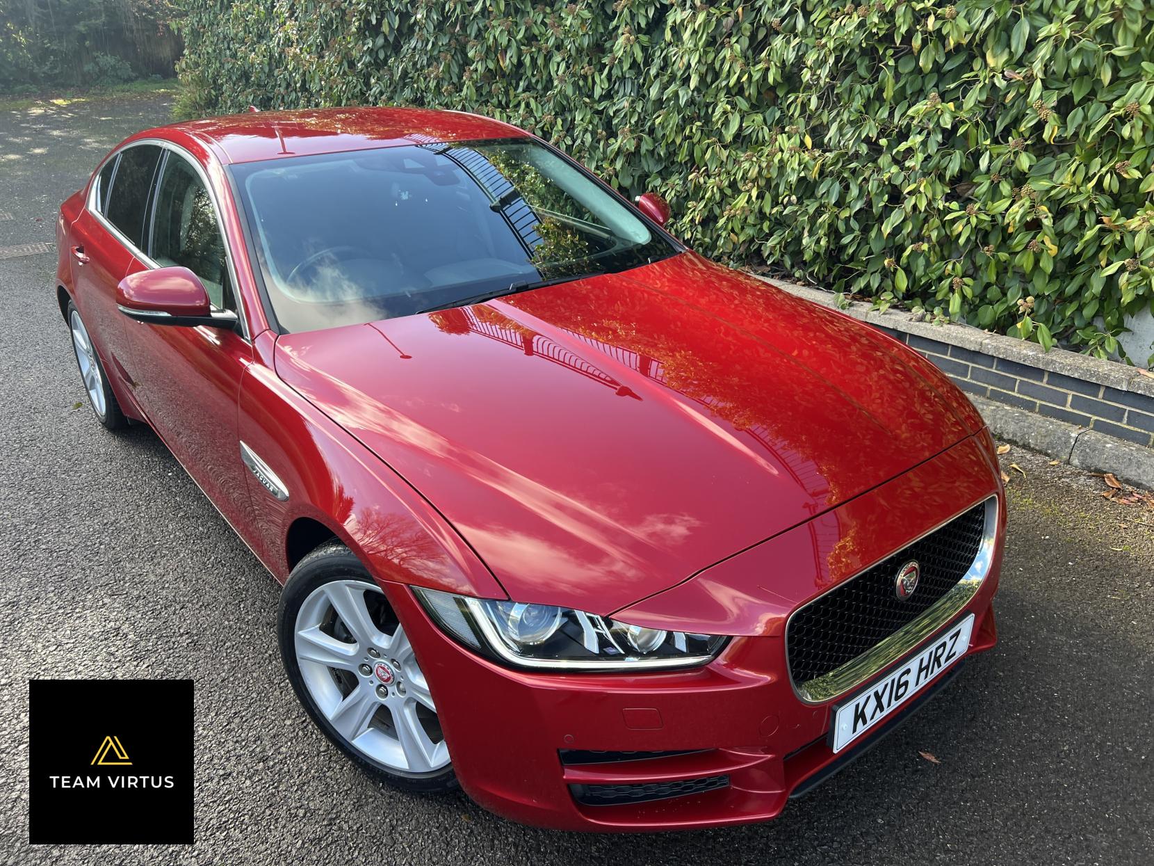 Jaguar XE 2.0d Portfolio Saloon 4dr Diesel Auto Euro 6 (s/s) (180 ps)