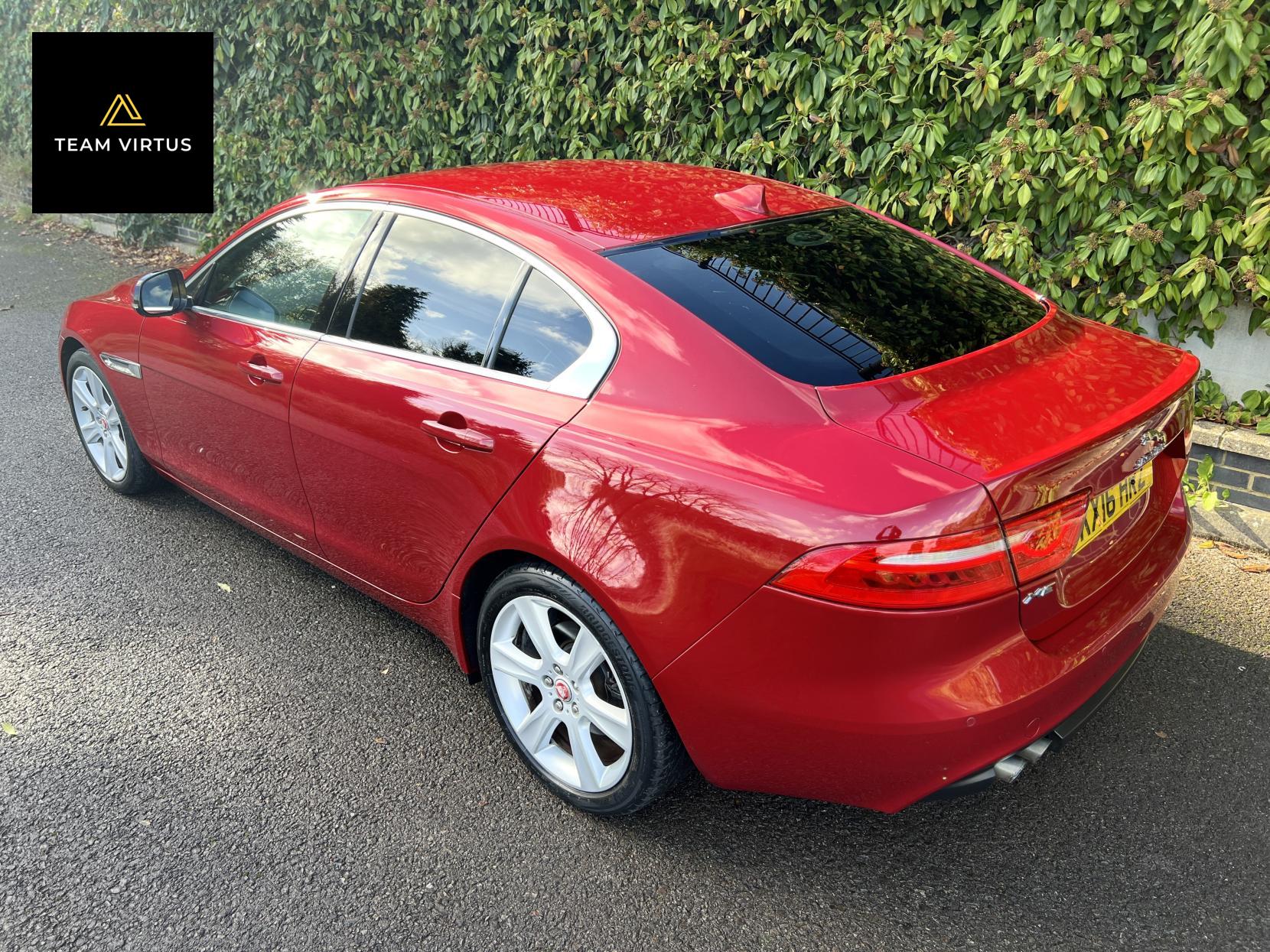 Jaguar XE 2.0d Portfolio Saloon 4dr Diesel Auto Euro 6 (s/s) (180 ps)