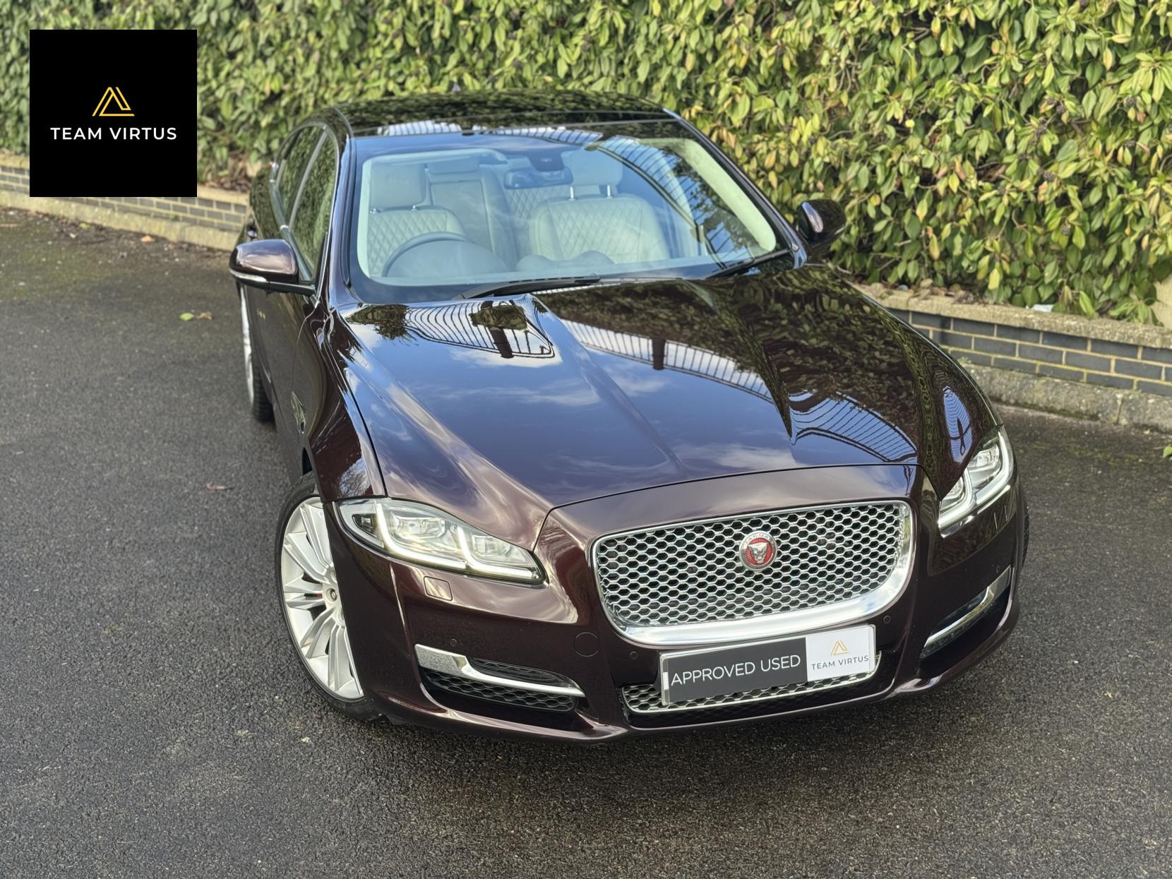 Jaguar XJ 3.0d V6 Portfolio Saloon 4dr Diesel Auto Euro 6 (s/s) (300 ps)