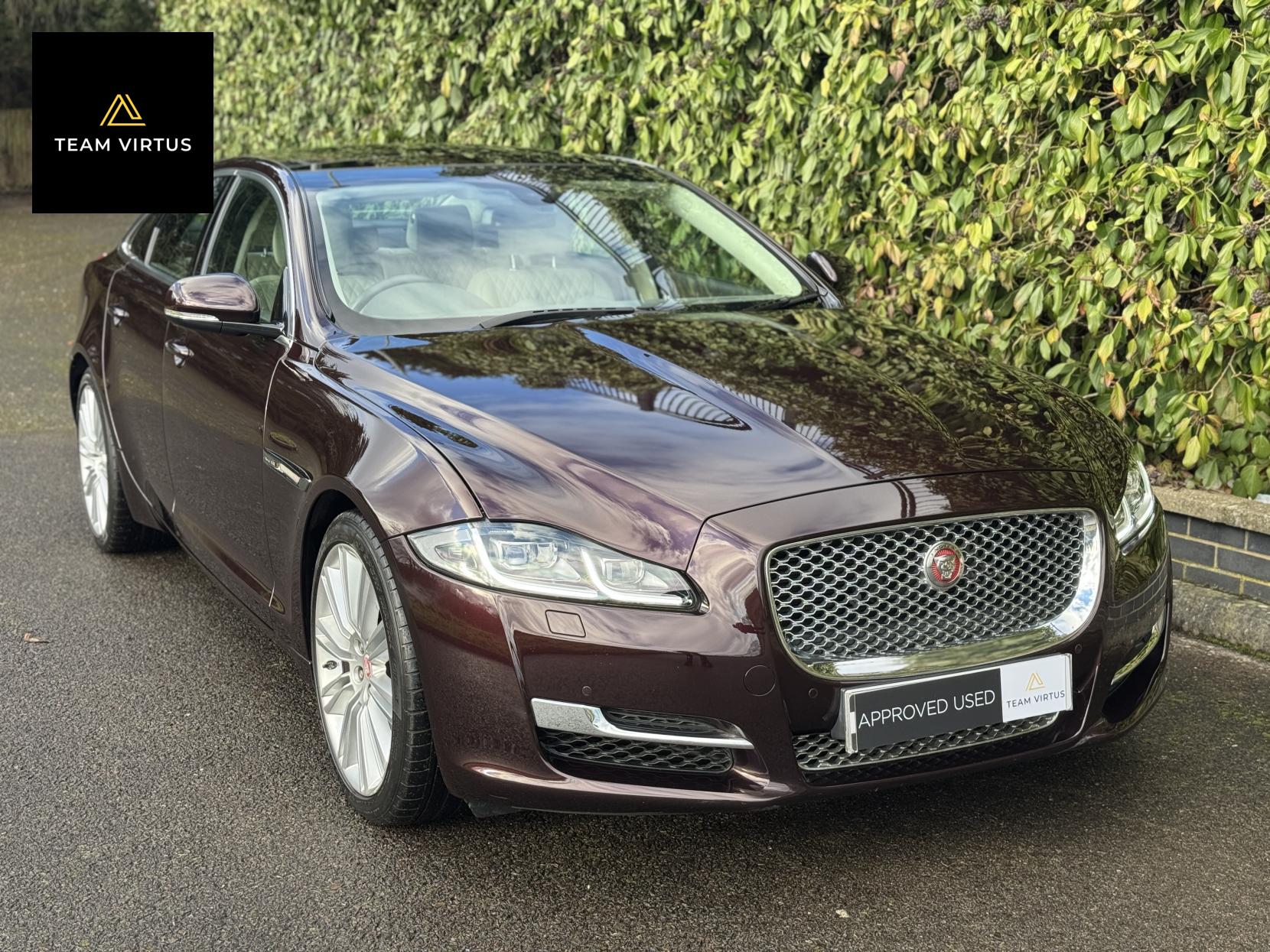 Jaguar XJ 3.0d V6 Portfolio Saloon 4dr Diesel Auto Euro 6 (s/s) (300 ps)