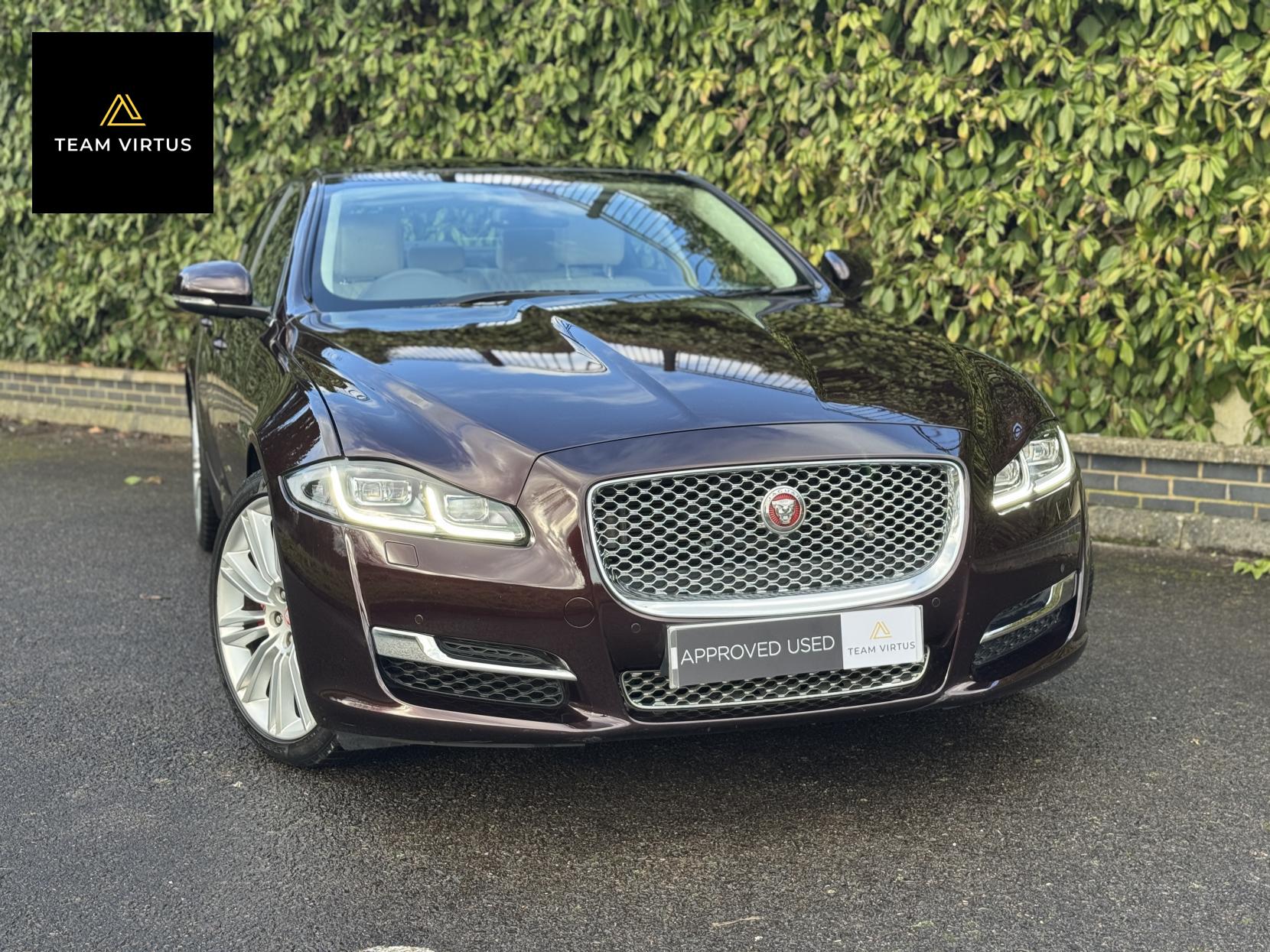 Jaguar XJ 3.0d V6 Portfolio Saloon 4dr Diesel Auto Euro 6 (s/s) (300 ps)