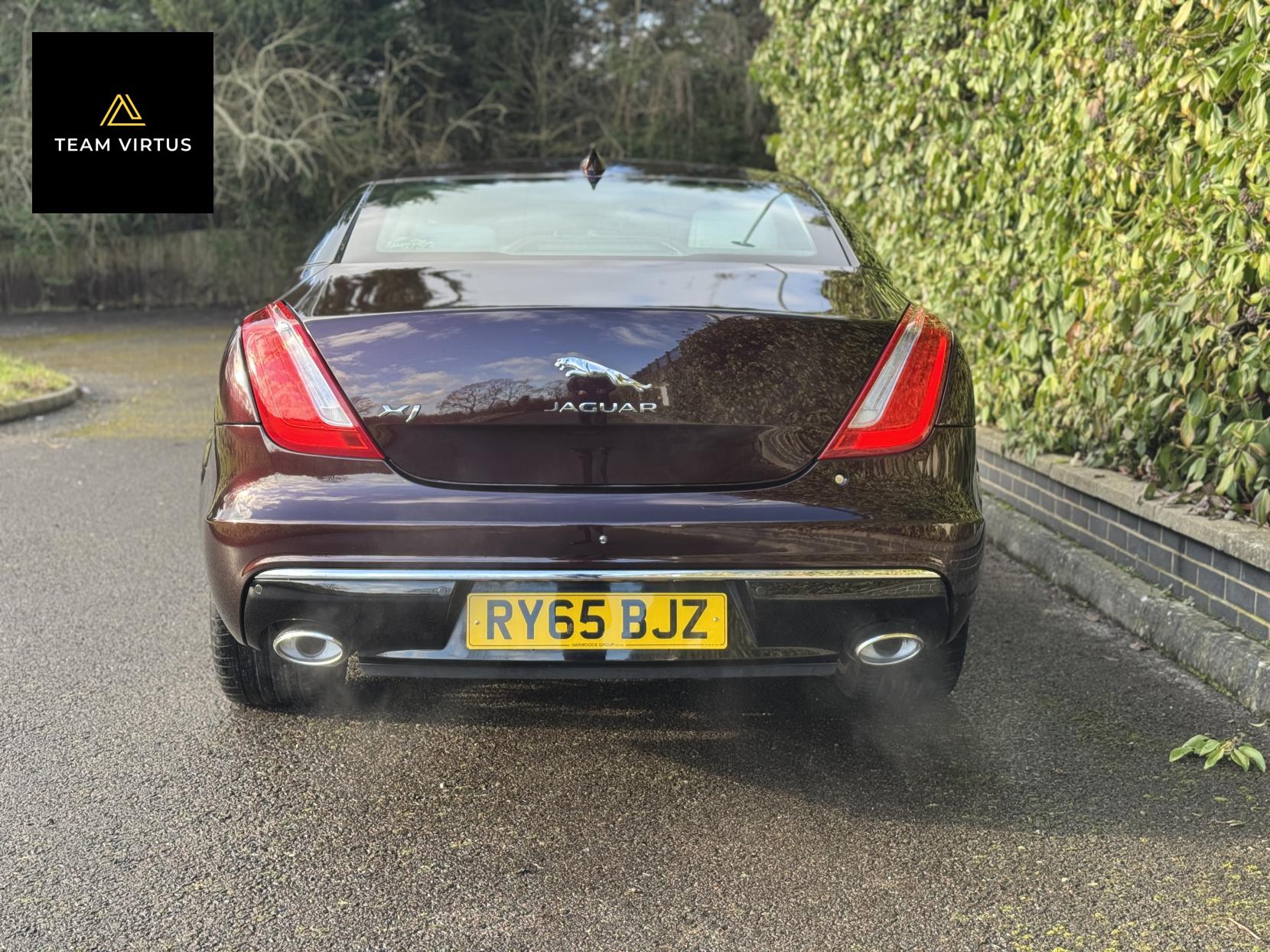 Jaguar XJ 3.0d V6 Portfolio Saloon 4dr Diesel Auto Euro 6 (s/s) (300 ps)