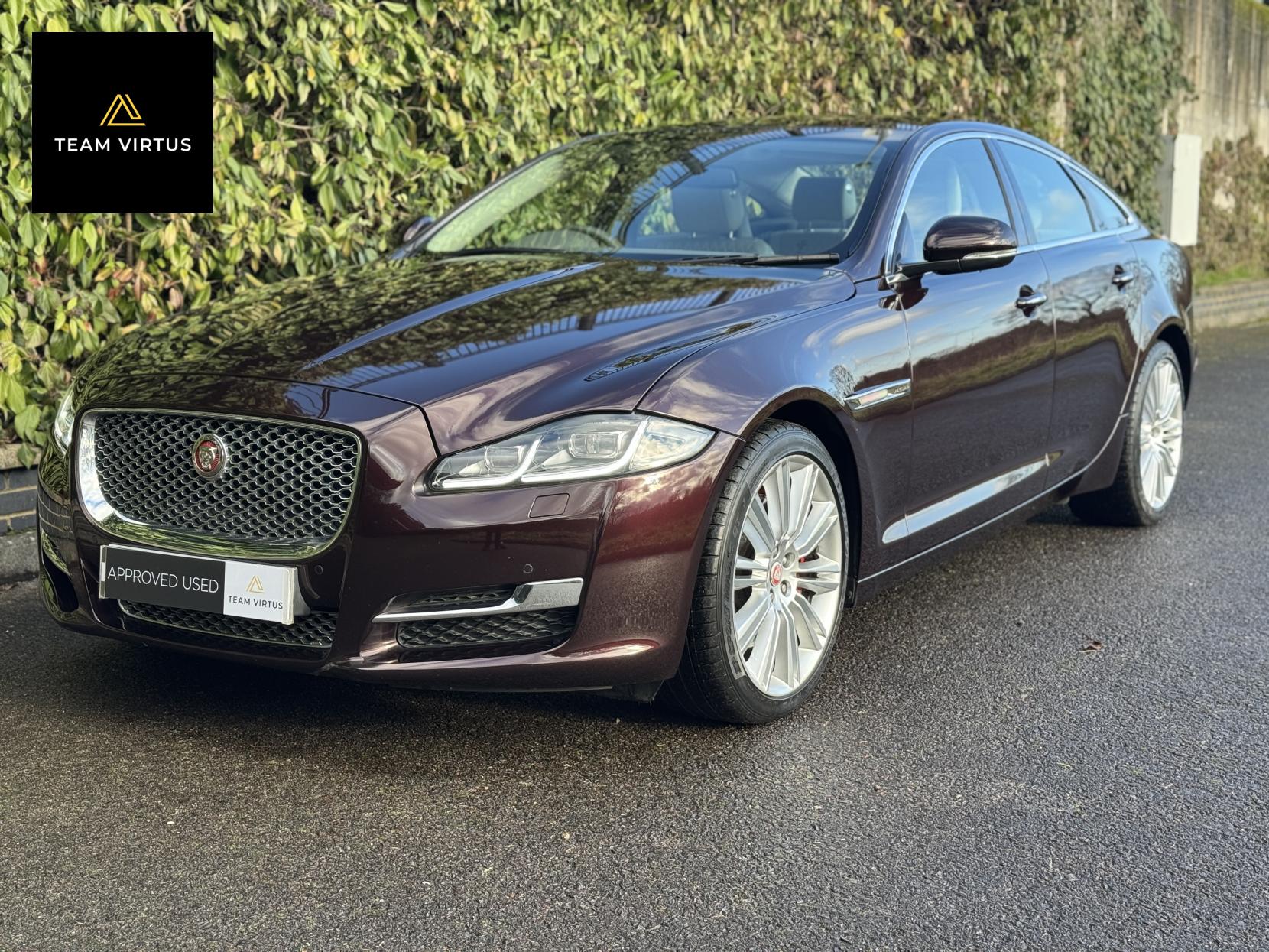 Jaguar XJ 3.0d V6 Portfolio Saloon 4dr Diesel Auto Euro 6 (s/s) (300 ps)