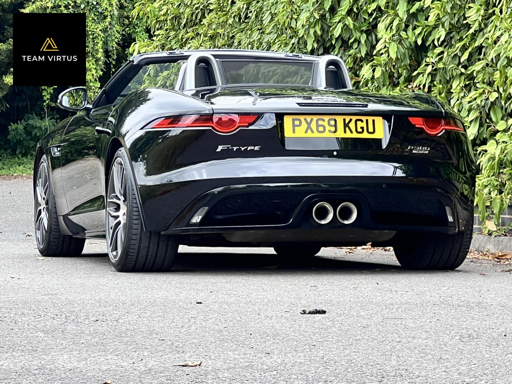 Jaguar F-Type 3.0 V6 GPF R-Dynamic Convertible 2dr Petrol Auto AWD Euro 6 (s/s) (380 ps)