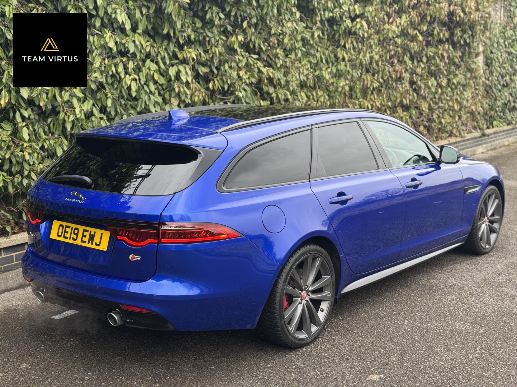 Jaguar XF 3.0d V6 S Sportbrake 5dr Diesel Auto Euro 6 (s/s) (300 ps)