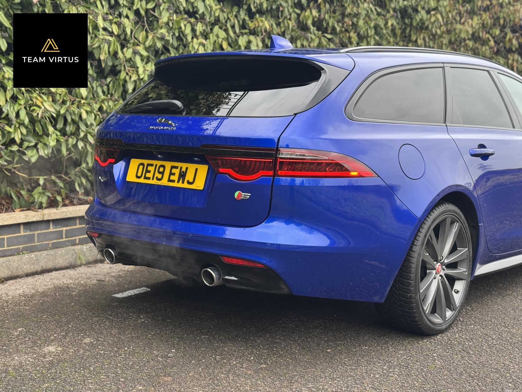 Jaguar XF 3.0d V6 S Sportbrake 5dr Diesel Auto Euro 6 (s/s) (300 ps)